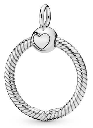 Pandora Moments Medallion 398296