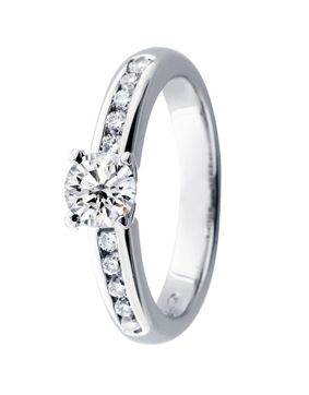 Festive Verona Solitaire 444-065-VK side-stone diamond ring