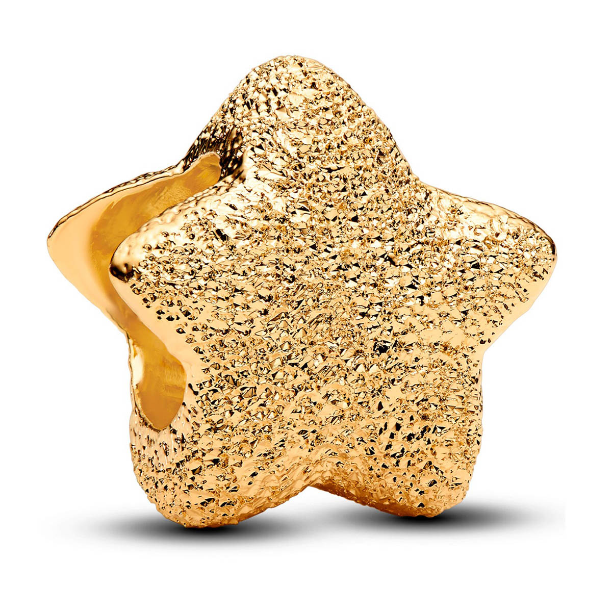 Pandora Moments gold-plated mini charm star 764050C00