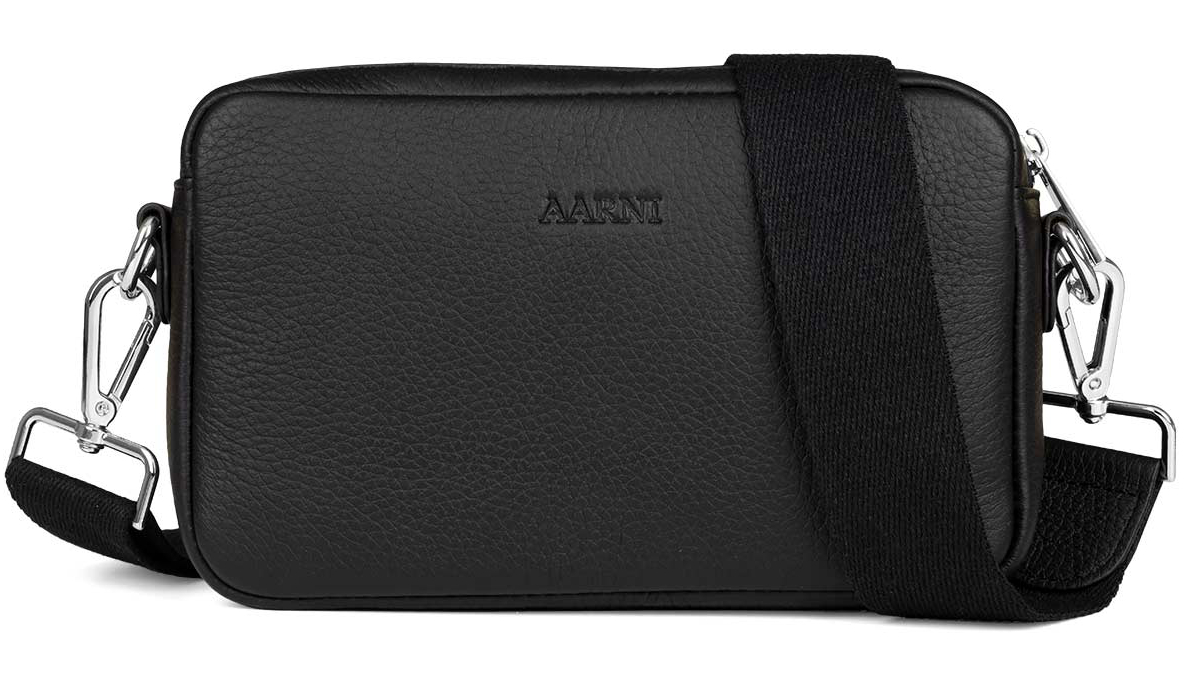 Aarni black crossbody bag with silver zipper