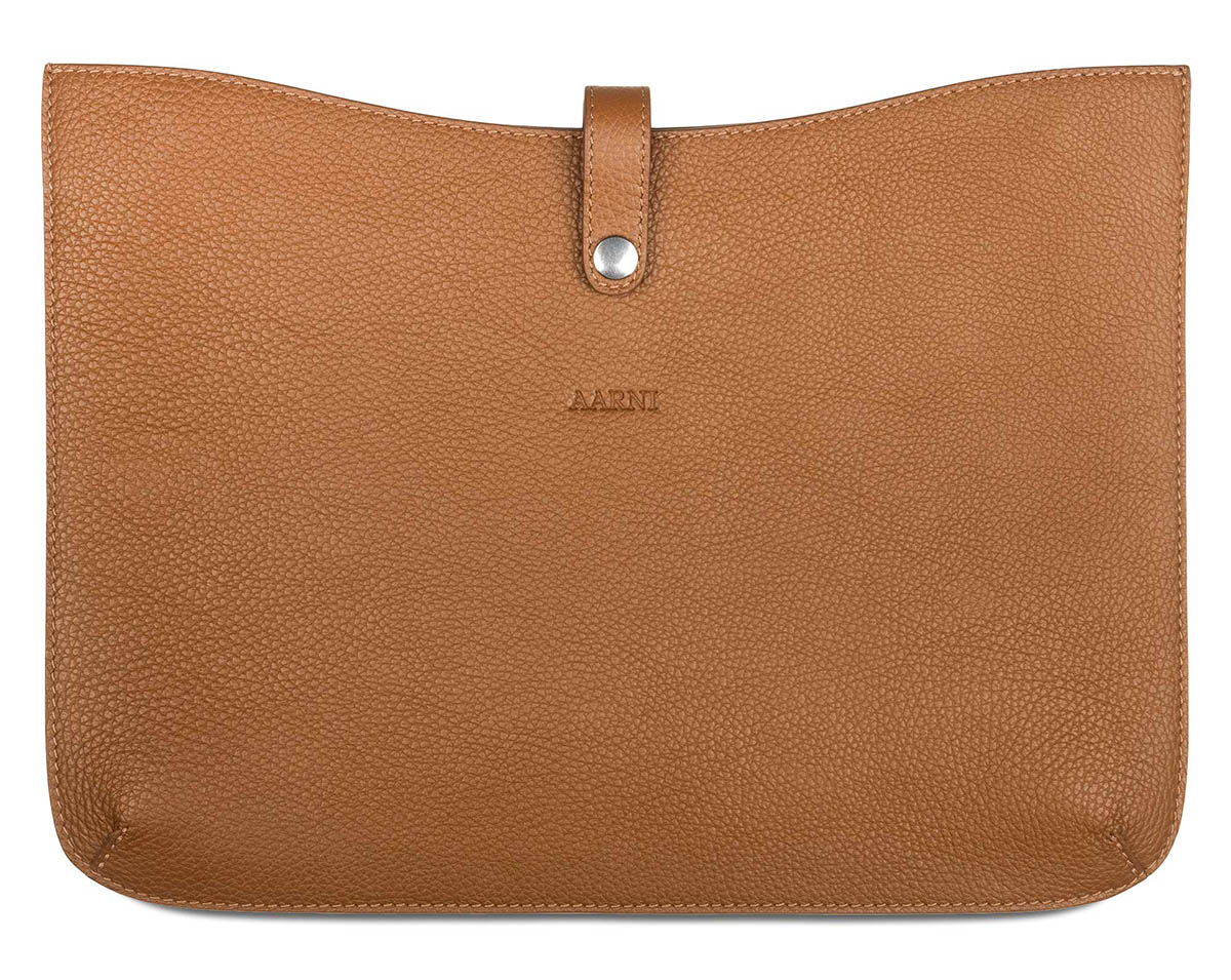 Aarni Aava cognac laptop bag