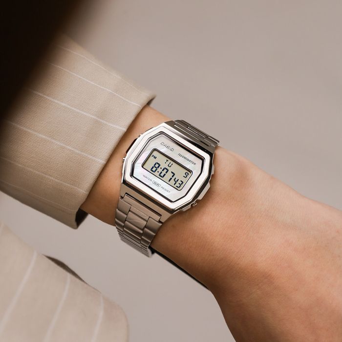 Casio A1000D-7 Vintage Watch description image 4