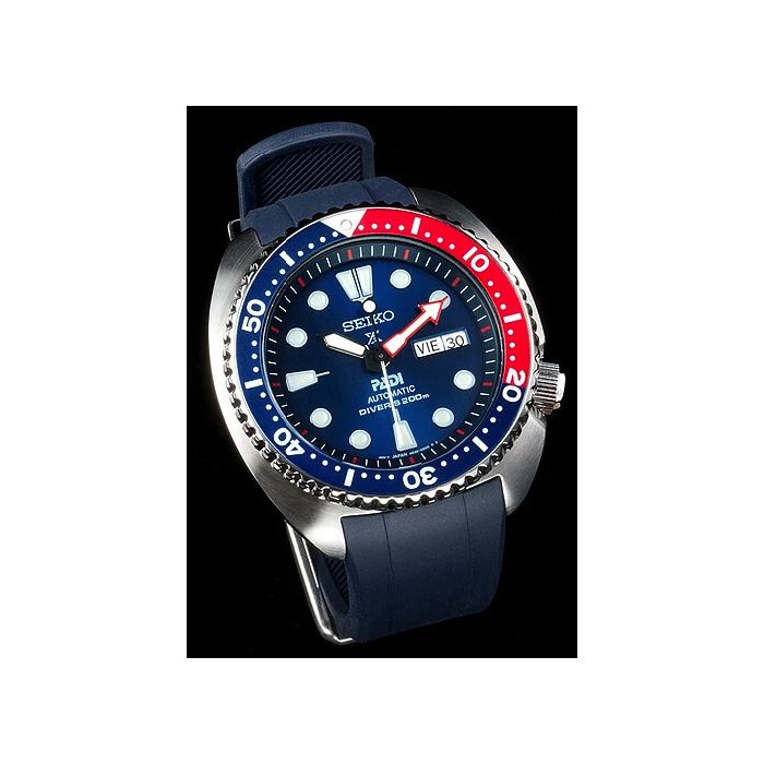 Crafter Blue Turtle On Padi Crafter Blue CB08 Navy Rubber Strap