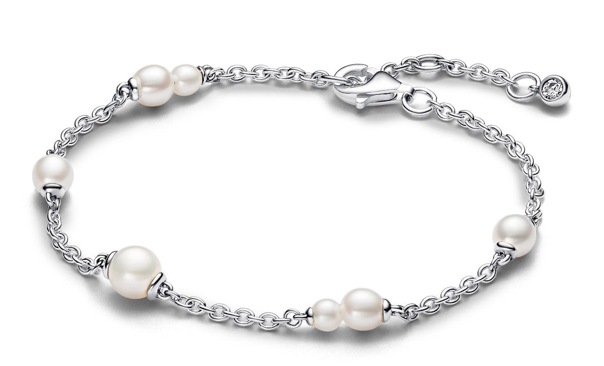 Pearl pandora charm deals