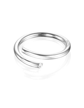 Efva Attling Hug ring 13-100-01600-1700