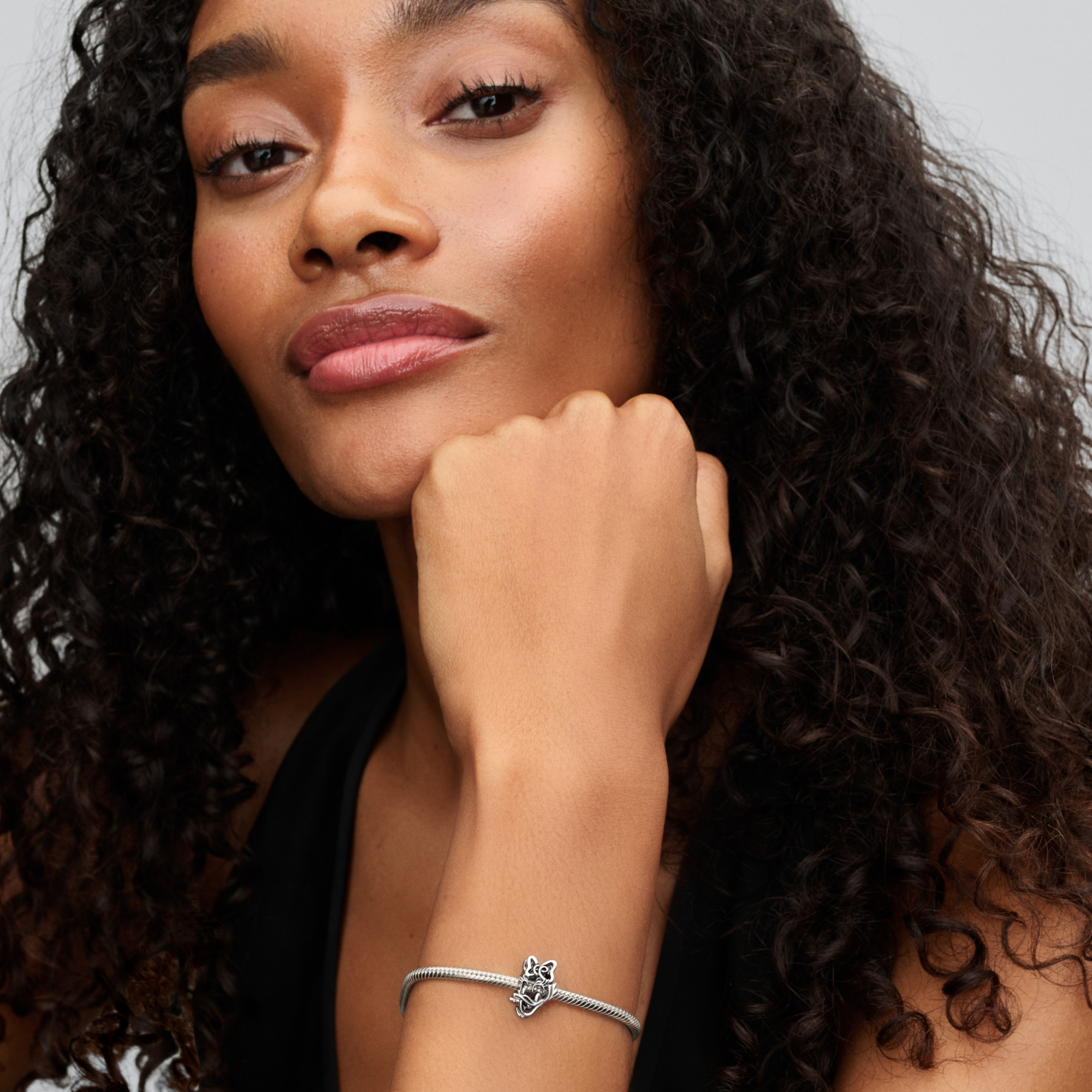 Pandora Disney Daisy Duck charm 793910C00