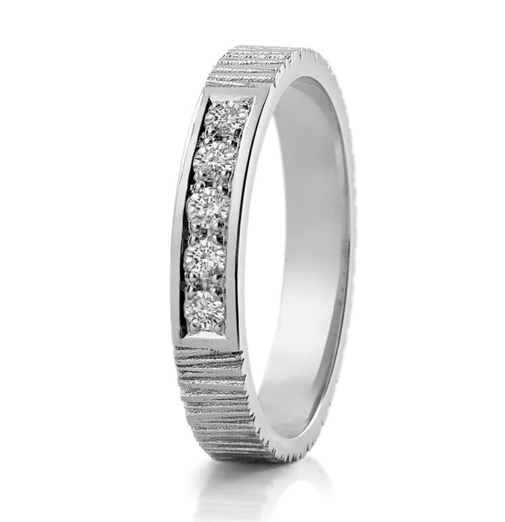 Lumoava Stripe diamond ring white gold L82217390000
