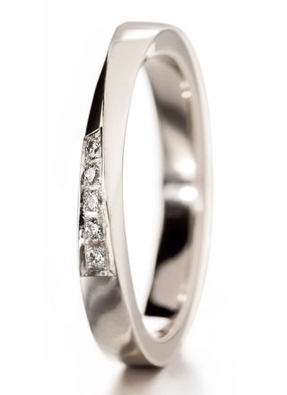 Lumoava Oath diamond ring 823030000