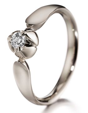 Lumoava Sweet Heart diamond ring 826530000