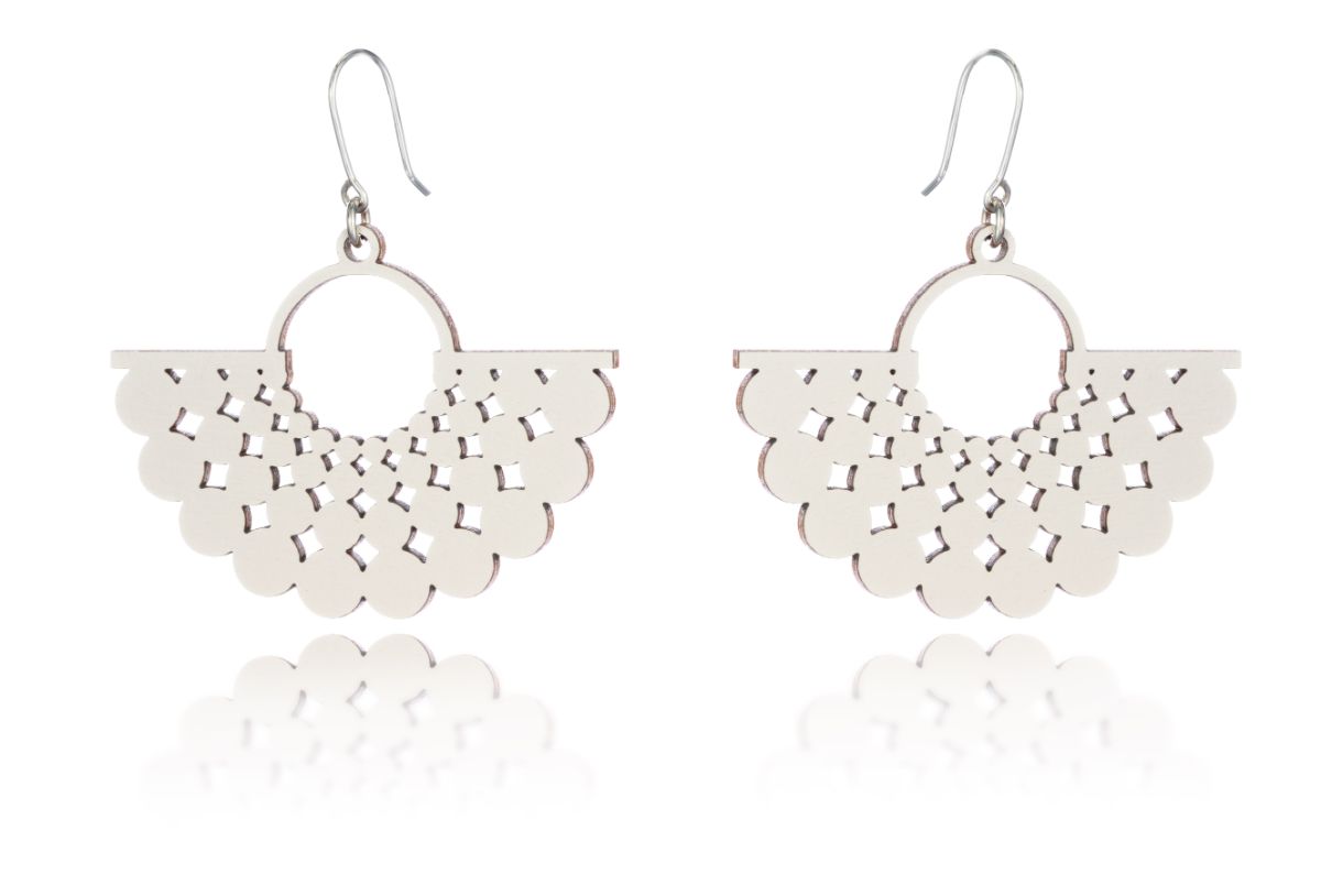 Lumoava Time plywood earrings cream LV5244200050