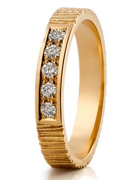 Lumoava Stripe Diamond Ring L72217330000
