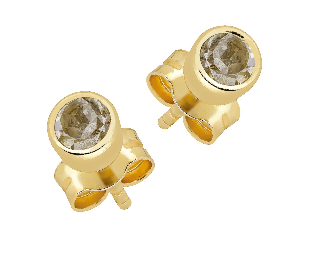 Lykka Casuals clear stud earrings