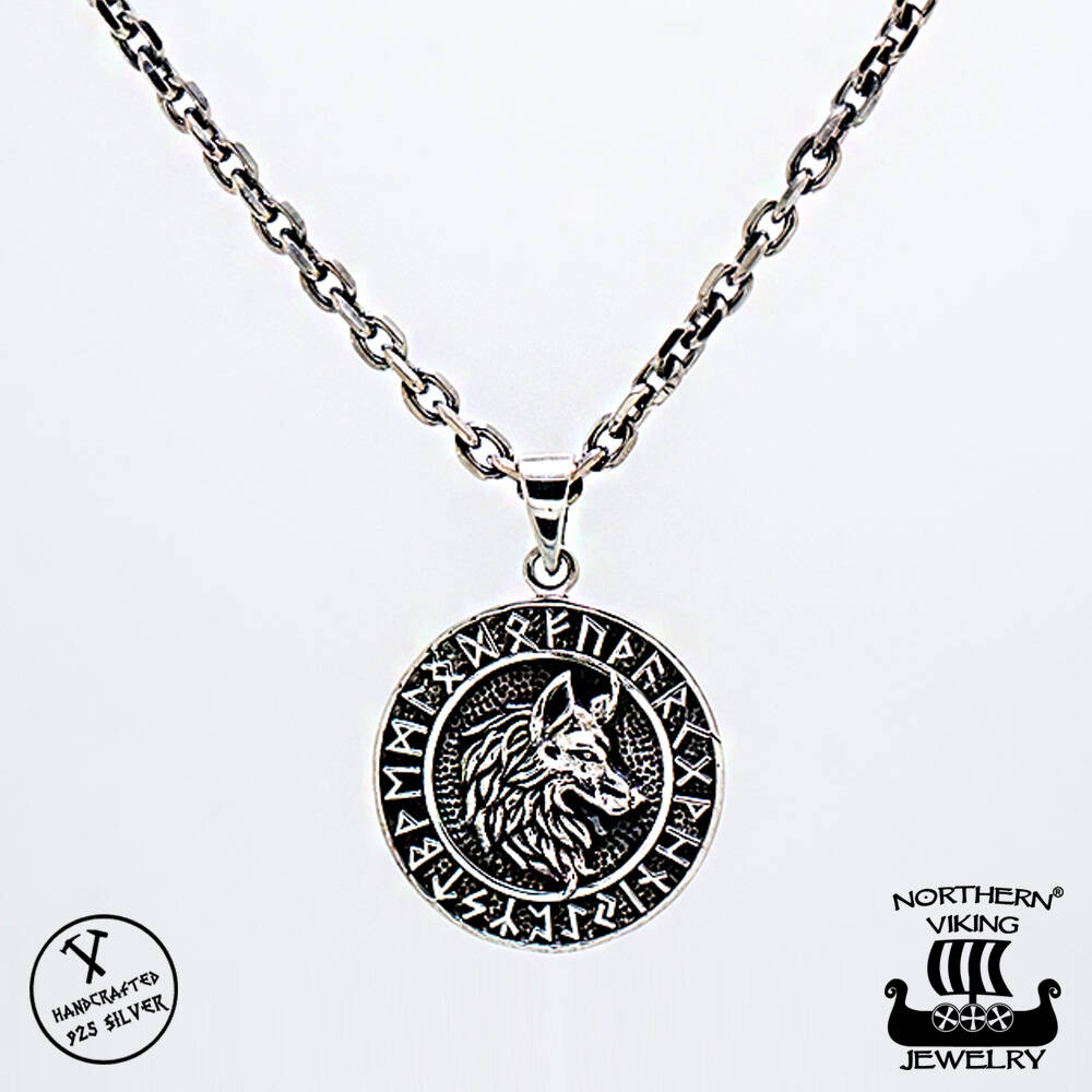 Northern Viking Jewelry Rune Wolf Necklace NVJ-H-RS050