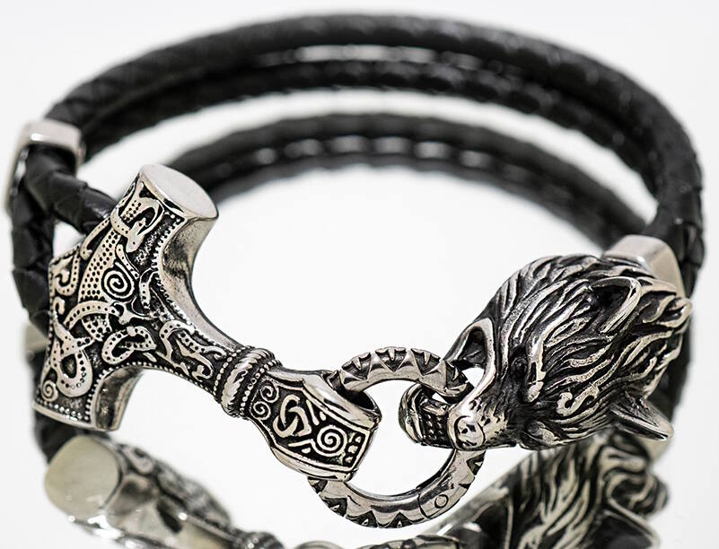 Northern Viking Jewelry Thors Hammer Wolf Bracelet NVJRA013