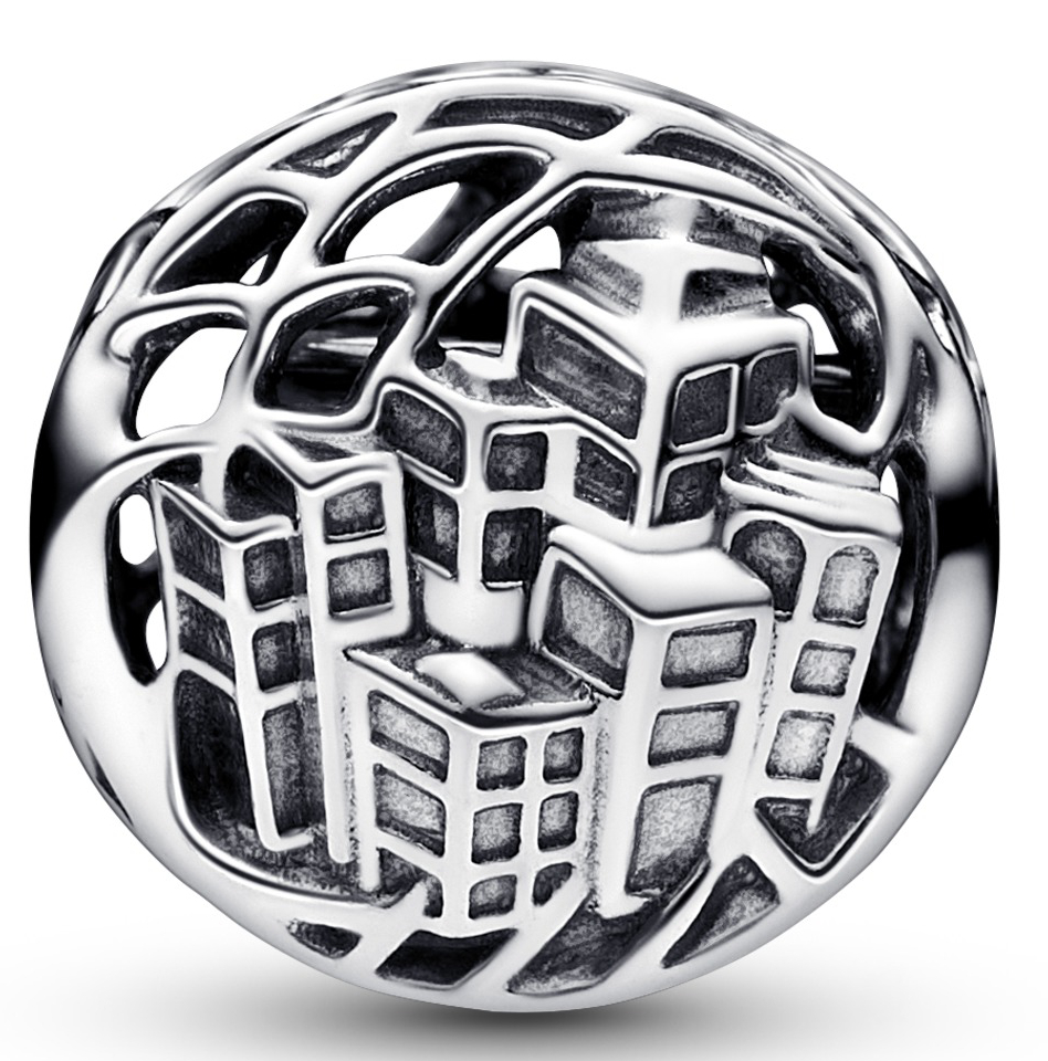 PANDORA Marvel Spider-Man Soaring City チャーム 792350C01 Marvel Spider-Man Soaring City Charm | Sterling silver