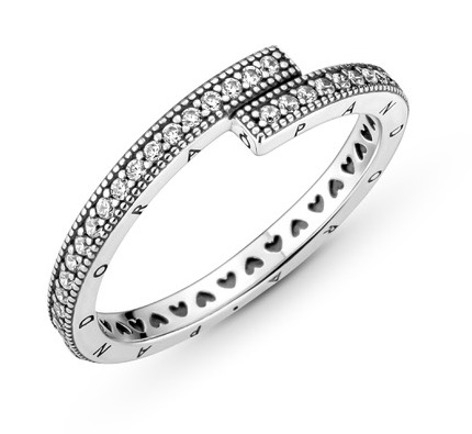 Pandora Sparkling Overlapping Ring 199491C01
