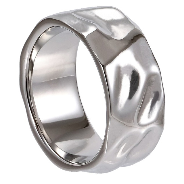 Lykka Strong textured steel ring