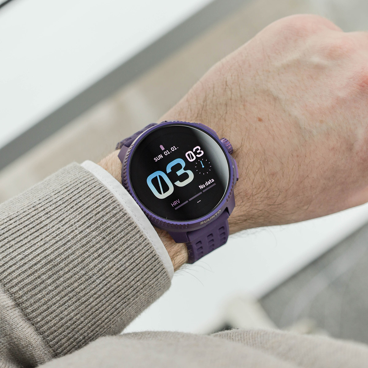 Suunto Race Titanium Amethyst - watchesonline.com 