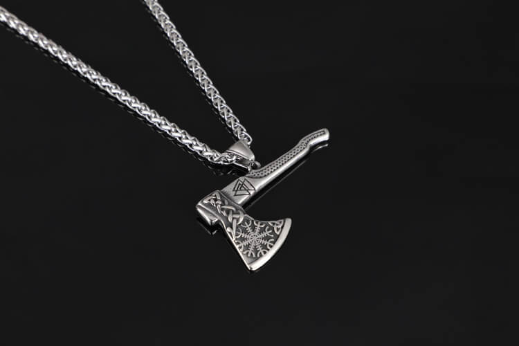 Varia Design Axe Aegishjalmur necklace