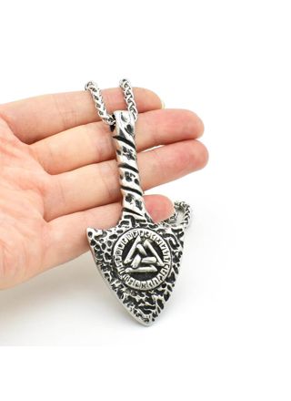 Varia Design Valknut Spear necklace