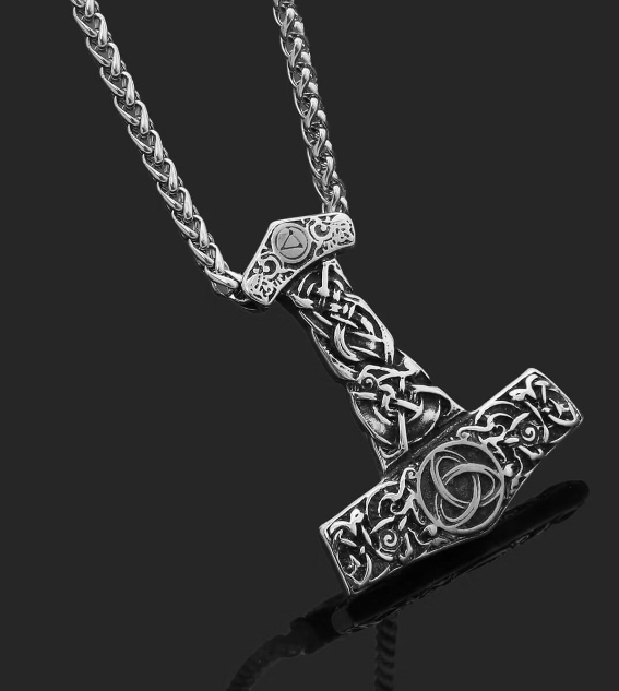 Varia Design Mjölner Triquetera necklace