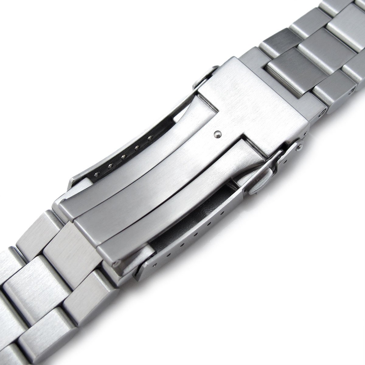 MiLTAT Hexad Oyster Brushed steel band Seiko Samurai SS221805B066