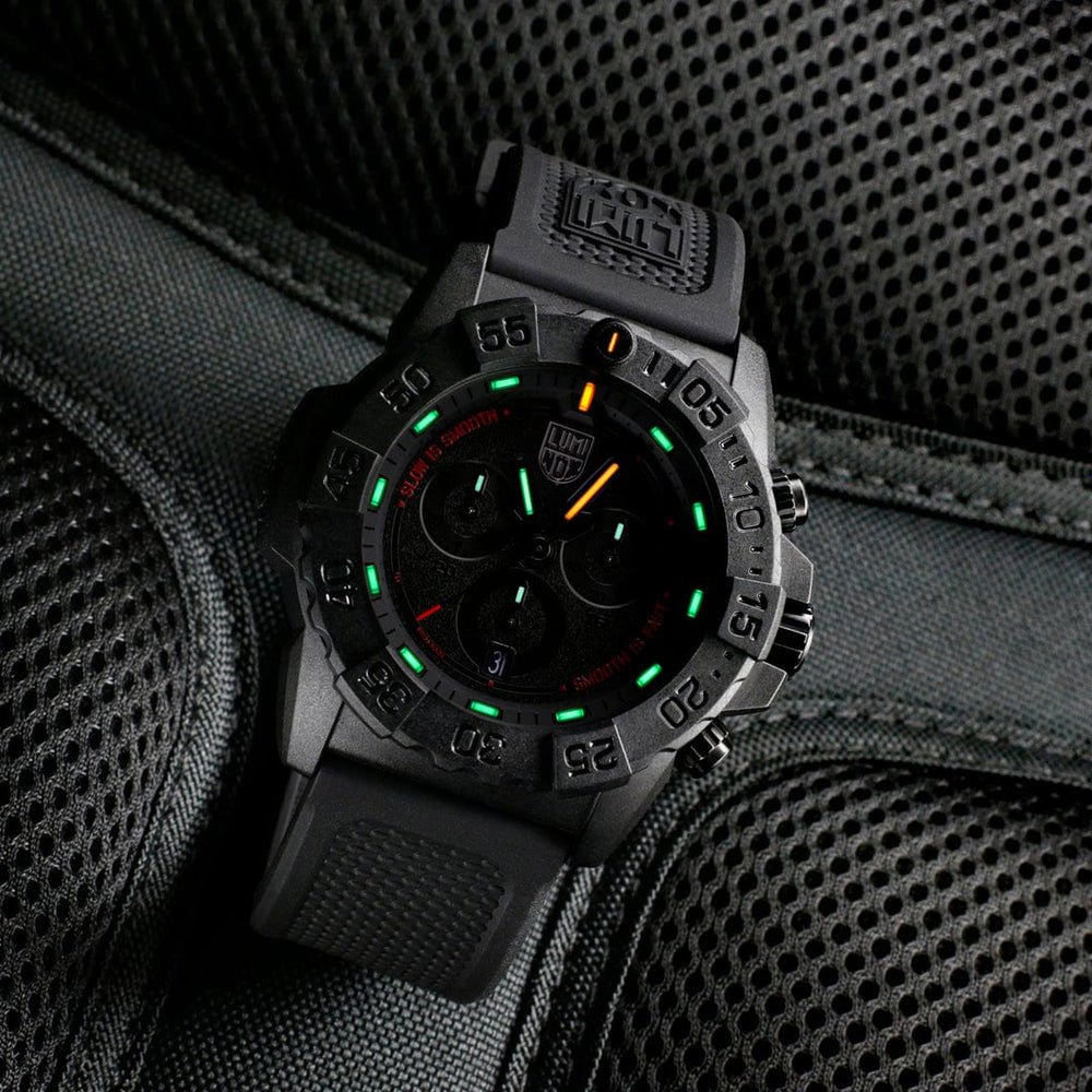 Luminox Navy SEAL Chronograph 3581.SIS - watchesonline.com