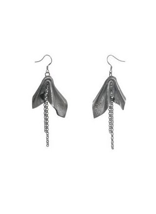 Hopeapuro Made by Anette Ahokas Moth silver, chain earrings