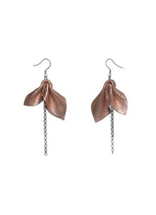 Hopeapuro Made by Anette Ahokas Moth rosegold, chain earrings